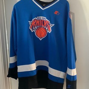 Knicks vintage sweat shirt size large worn very lightly.
